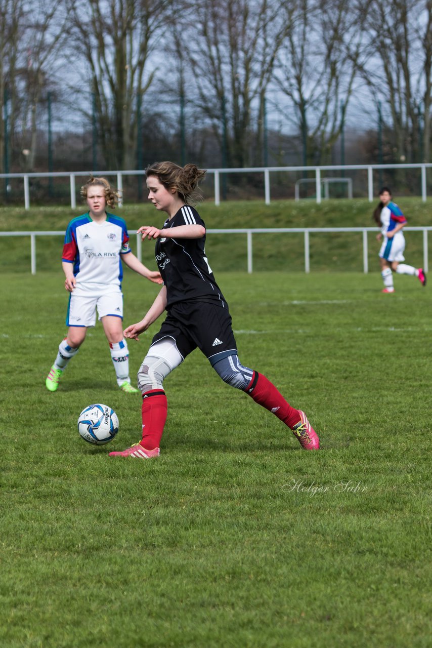 Bild 315 - wBJ SV Henstedt Ulzburg - TSV Schnberg : Ergebnis: 5:2